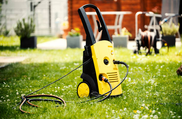Best Animal Enclosure Cleaning  in Harkers Island, NC
